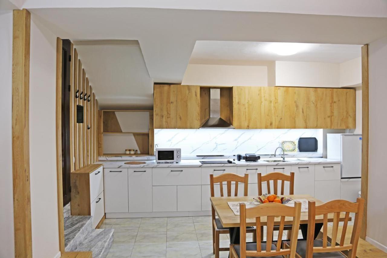 Modern Marvel Apartment Krujë Esterno foto