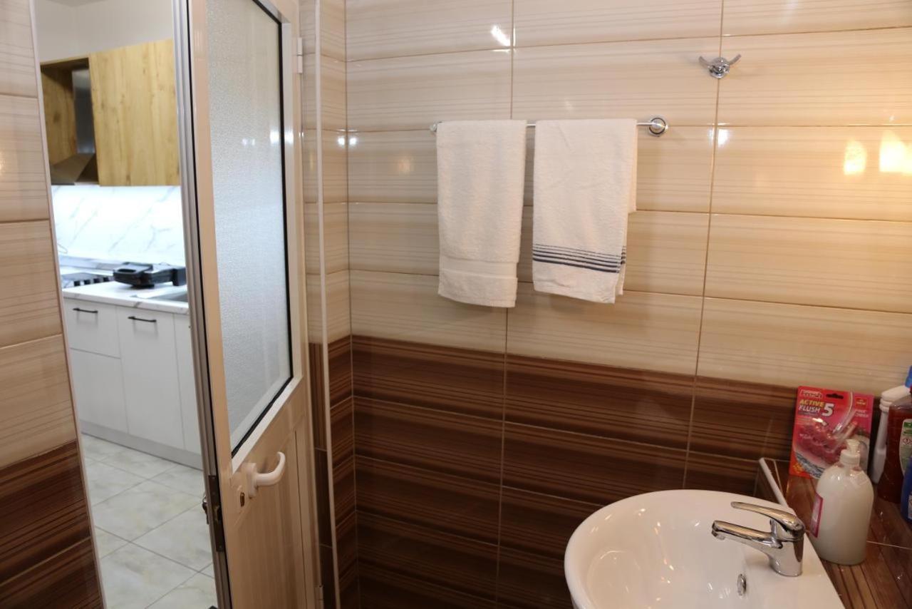 Modern Marvel Apartment Krujë Esterno foto